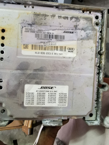 Штатна магнітола Audi Q7 2010 р.  3.0 л дизель Рівне