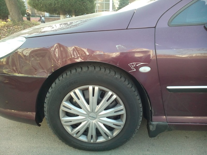 Передн ліве крило Peugeot 407  2005 2.0 Дизель Львов