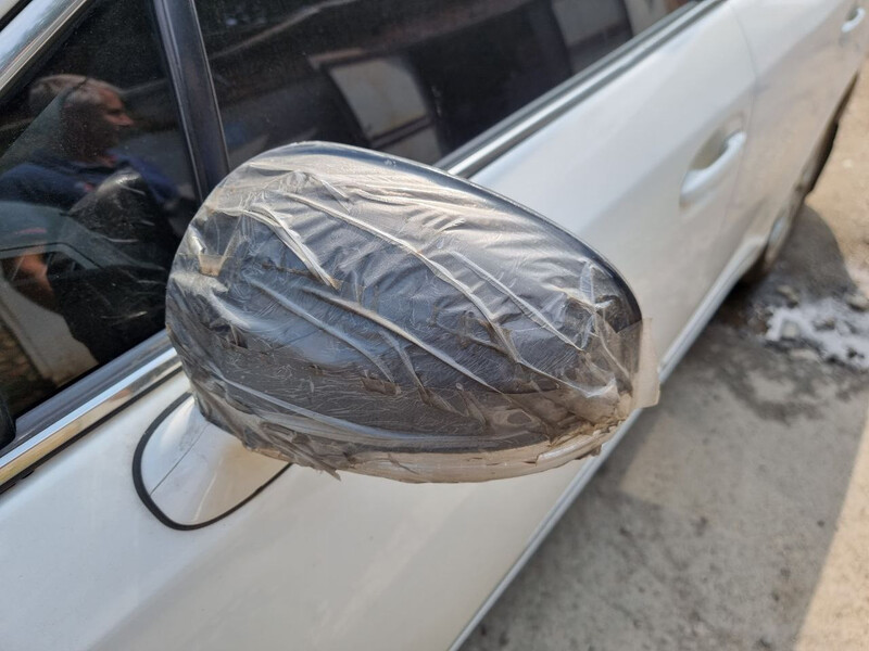 Накладка лівого дзеркала Toyota Avensis  2011 2.0 Бензин Киев