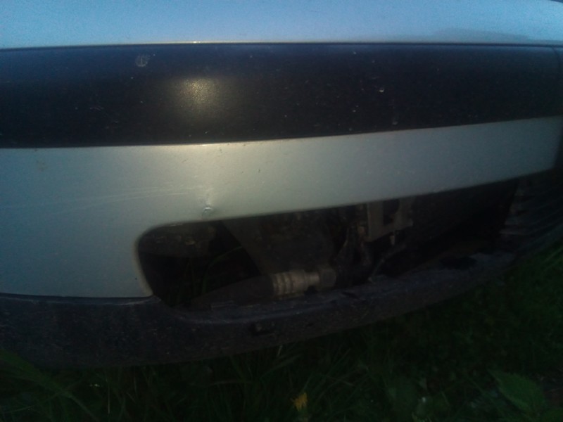 Права решітка бампера Volkswagen Passat B5  1999 1.9 Дизель Борислав