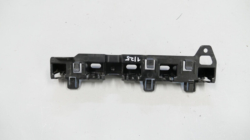 Крепление крыла BMW 5 Series  2017 2.0 Гибрид Одесса