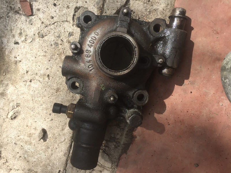 Помпа Iveco TurboDaily  1998 2.5 Дизель Васильков