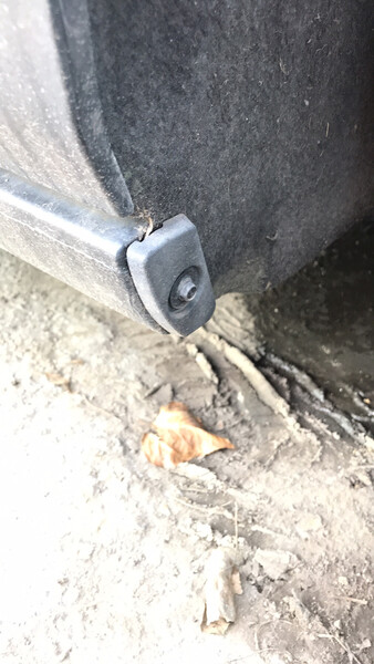 Торцевая заглушка порога Chevrolet Malibu  2016 1.5 Бензин 