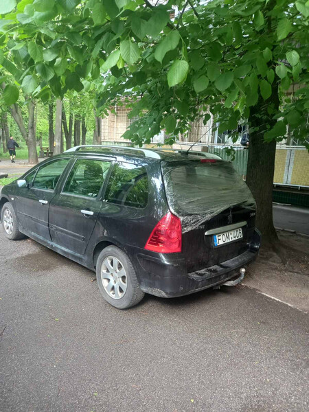 Скло ляди Peugeot 307  2005 універсал 1.6 Бензин 