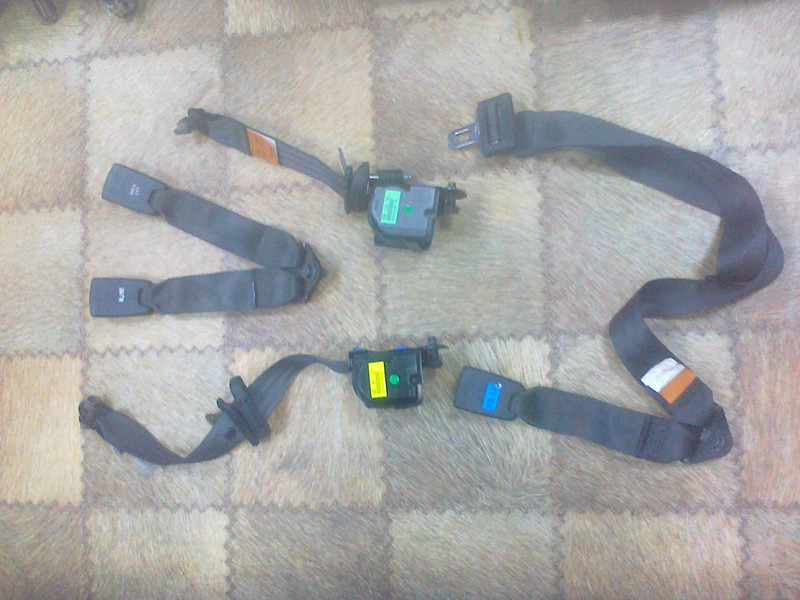 Ремені безпеки задні Chevrolet Aveo  2007 хетчбек 1.5 Бензин 
