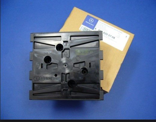 Крепежная часть элемента зеркала Mercedes-Benz Sprinter  2008 2.0 Дизель Киев