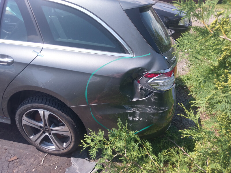 Фонарь задний левый A2139068900   Mercedes E-Class