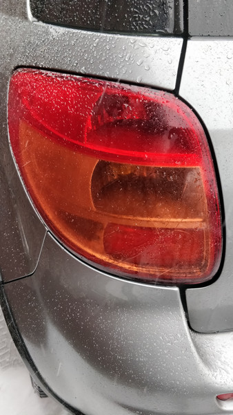 Задняя фара левая водительская сторона Suzuki SX4  2008 хетчбек 1.6 Бензин 