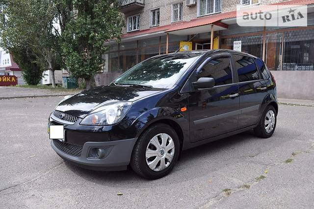 Дверь передняя левая голая Ford Fiesta 5 дверей хэтчбек 2008 г.  1.4 л бензин Ровно