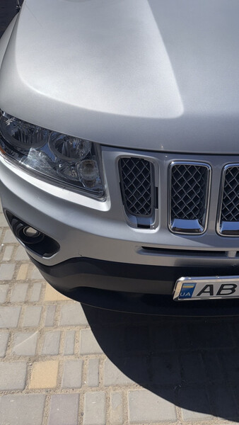 Накладка нікель на рішітку номер 1 Jeep Compass  2016 