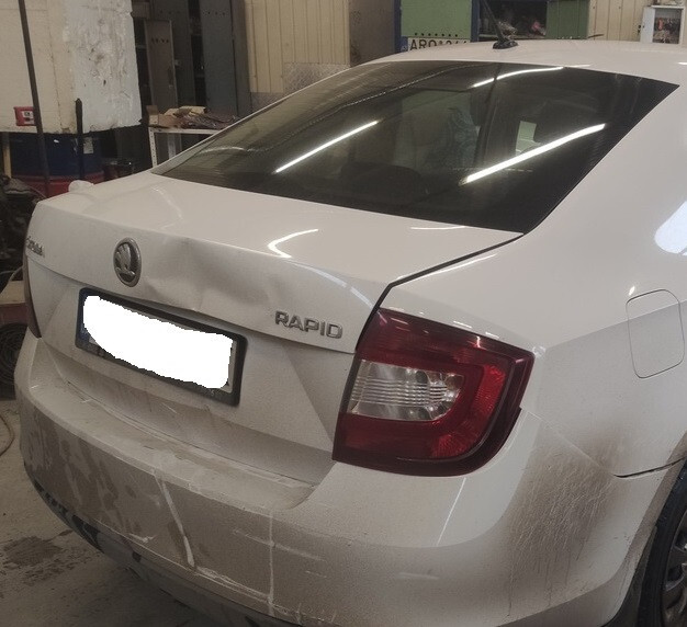Крышка багажника голая Skoda Rapid  2017 