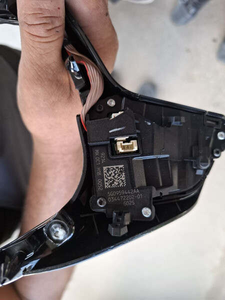 Кнопки руля 5G0959442AA   Volkswagen Jetta