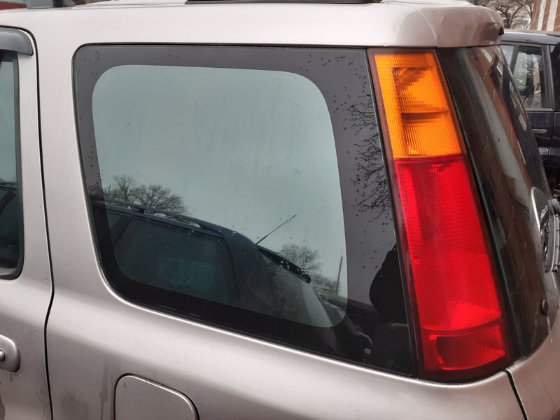 Стекло боковое Honda CR-V  1998 2.4 Бензин Харьков