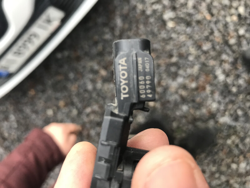 6006049790 Toyota Camry 70  2020 2.5 Бензин 