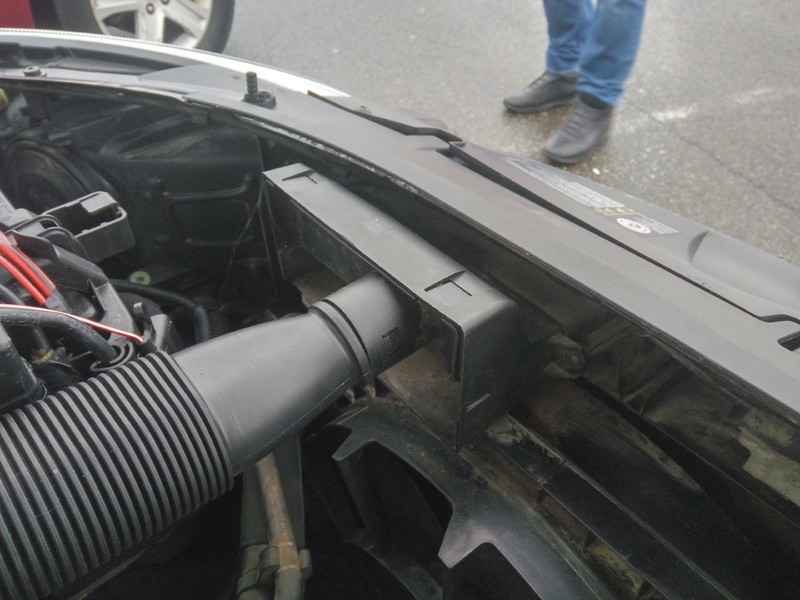 Корпус воздушного фильтра Skoda Fabia 2  2012 универсал 1.2 Бензин Казатин