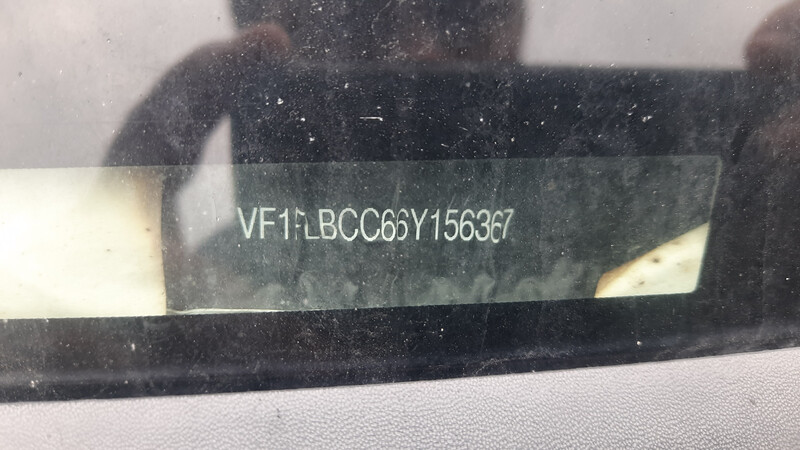 Супорти задні Renault Trafic 2  2006 1.9 Дизель 