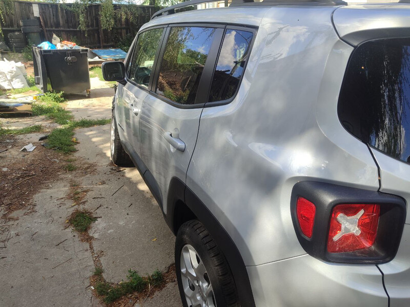 Крыло переднее левое подкрылок расширитель Jeep Renegade  2016 2.4 Бензин 