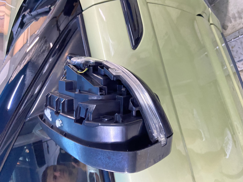 Накладка зеркала Land Rover Range Rover Evoque 2012 г.  2.0 л бензин Киев