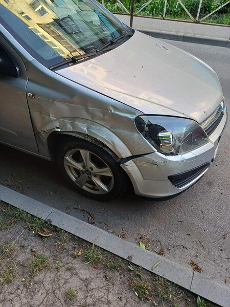 Прае крило, фара права та дзеркало праве Opel Astra H 2006 универсал 1.7 Дизель Хмельницкий