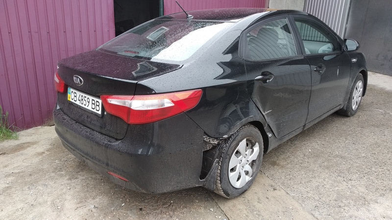 Бампер задний Kia Rio 3 2013 г.  1.6 л бензин Чернигов
