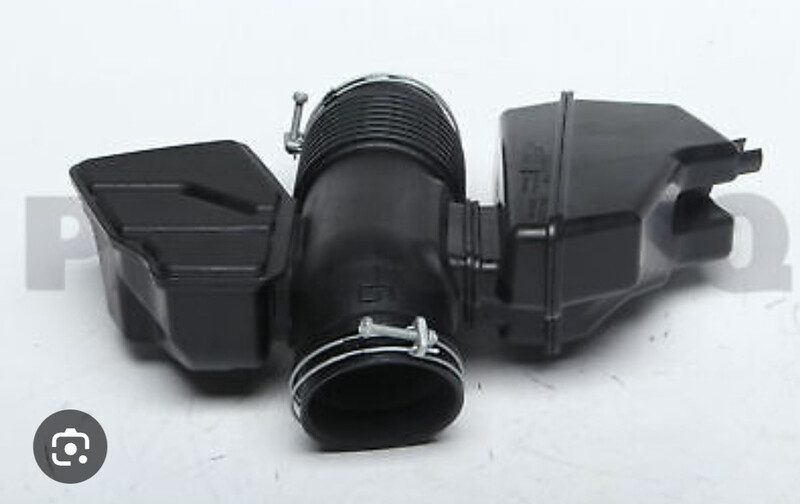 Воздуховод (от корпуса до дросселя) Toyota Land Cruiser 200 2019 р.  4.6 л бензин Київ