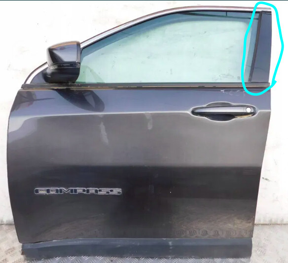 Накладка на двері Jeep Compass 2018 г.  2.4 л бензин Борисполь