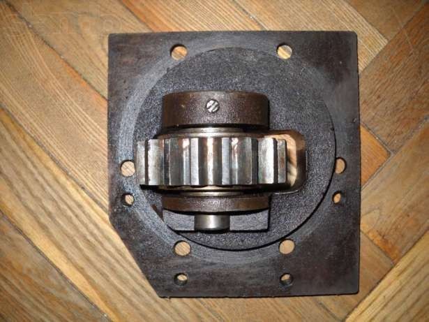 Переходная плита раздатки ЗИЛ 4331  1992 10.9 Дизель Николаев