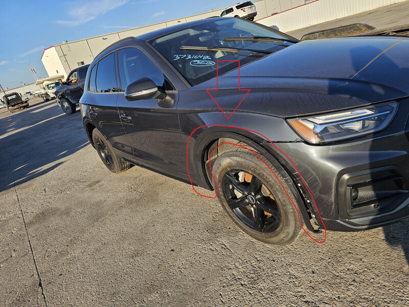Накладка на арку крыла Audi Q5  2021 2.0 Бензин Киев
