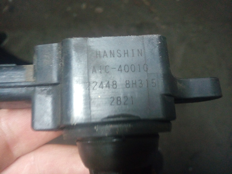 Котушка запалювання Nissan Primera  2002 хетчбек 2.0 Бензин Соснівка