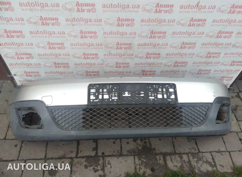 Бампер передний Ford Fiesta MK6 хэтчбек 2007 г.  1.4 л бензин Киев