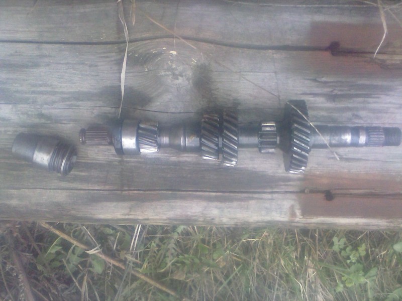 Промежуточный вал коробки передач с муфтой Renault Trafic  1990 2.5 Дизель Черкассы