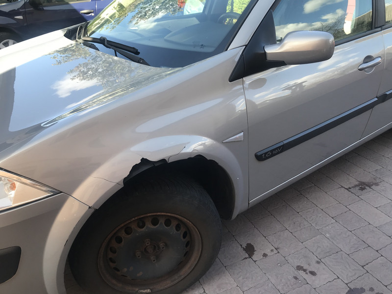 Ліве крило Renault Megane 2  2005 универсал 1.6 Бензин Дубно