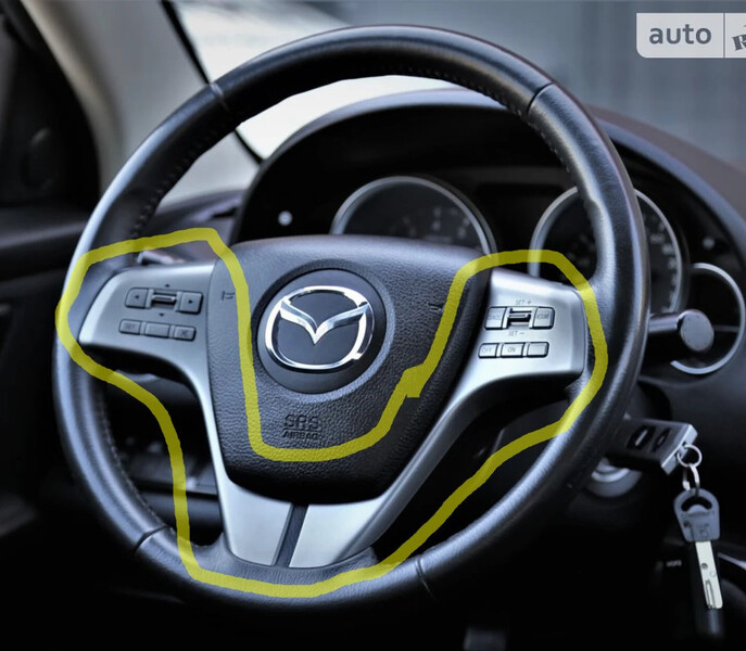 Пластик и кнопки руля Mazda 6  2008 2.0 Бензин Киев