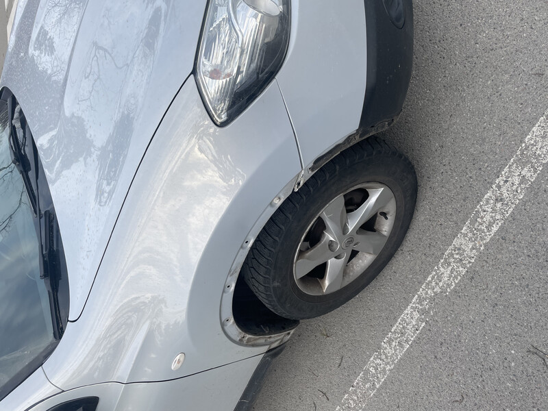 Молдинг крила Nissan Qashqai J10  2011 2.0 Бензин 