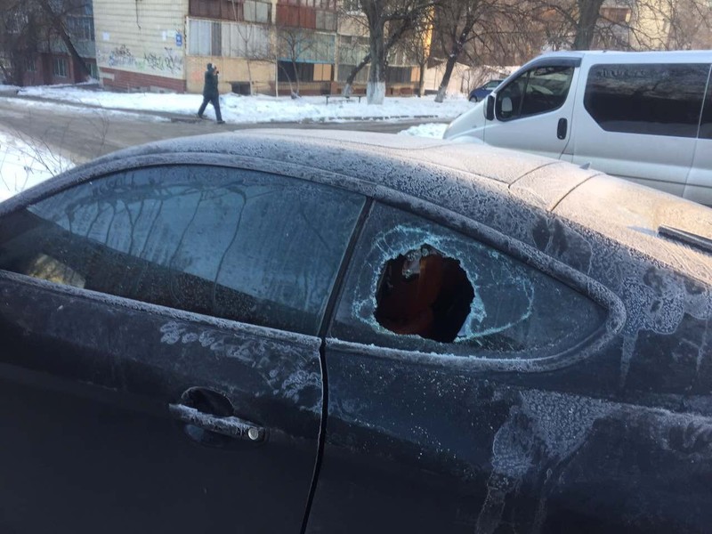 Стекло заднее левое глухое Hyundai Coupe  2007 купе 2.0 Бензин Киев