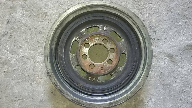 Шкив коленвала Mazda 323  2003 2.0 Дизель Киев