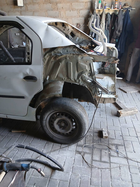 Четверть задняя левая с панелью Renault Logan  2011 1.6 Бензин Киев