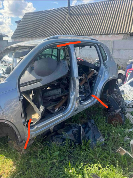 Стійка кузова ліва Volkswagen Tiguan  2012 універсал 2.0 Дизель 