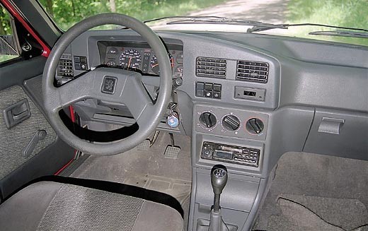 Торпеда Peugeot 309  1990 хетчбек 1.4 Бензин 