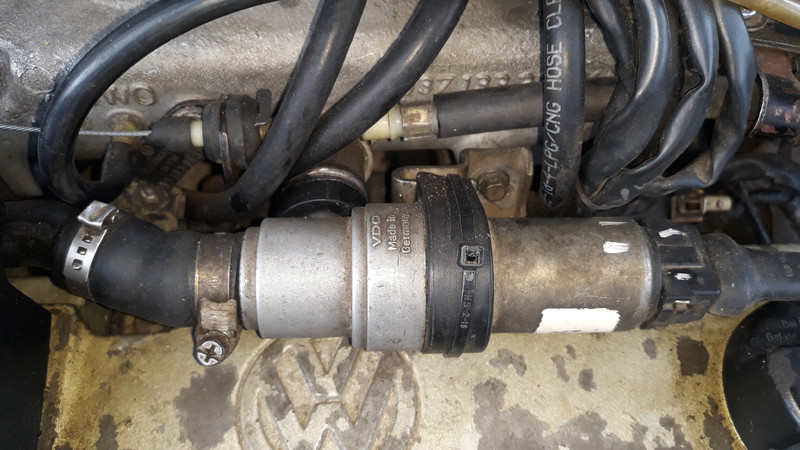 Регулятор холостого хода Volkswagen Vento  1992 хэтчбек 2.0 Бензин Миргород