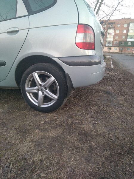 Бампер задний Renault Scenic 1 универсал 2003 г.  1.9 л дизель