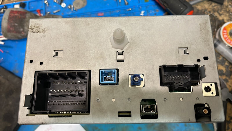 Автомагнитола Chevrolet Malibu  2013  Бензин Одесса