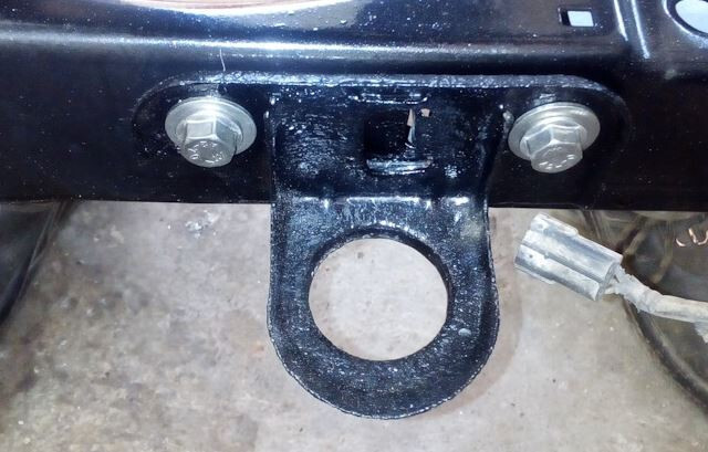 Кронштейн радиатора нижний Mazda 323  1990 1.7 Дизель 