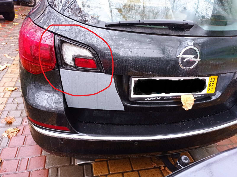 Фонарь задний внутренний Opel Astra  2014 хэтчбек 2.0 Дизель Николаев