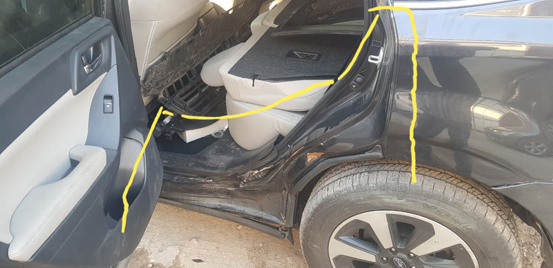 Задний левій проем двери с частью пола Subaru Forester SJ  2016 2.0 Бензин Черкассы