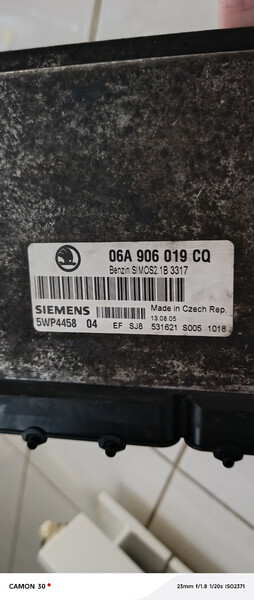 Електронний блок керування двигуном Skoda Octavia Tour  2005 хетчбек 1.6 Бензин Київ