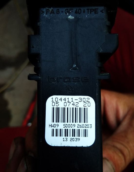 Блок управління склопідйомниками Skoda Octavia Tour хетчбек 2003 р.  1.6 л бензин Хмельницький