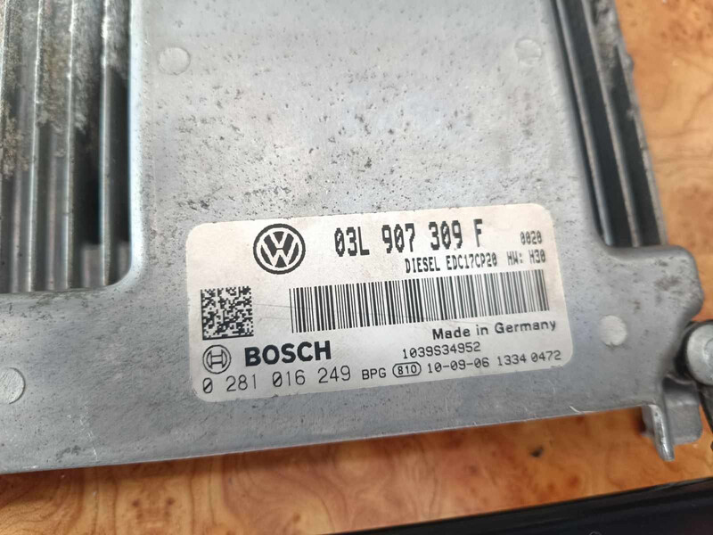 03l907309f Volkswagen Passat 2010 г.  Ровно