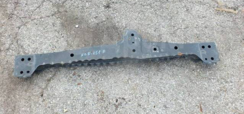 Балка передня 57104-12270   Toyota Corolla