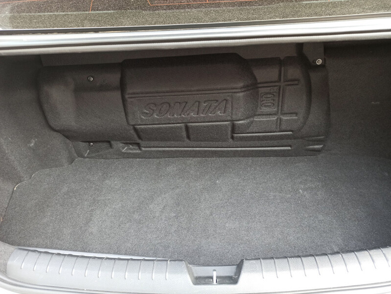 Накладка на газовый баллон Hyundai Sonata 6  2012 2.0 